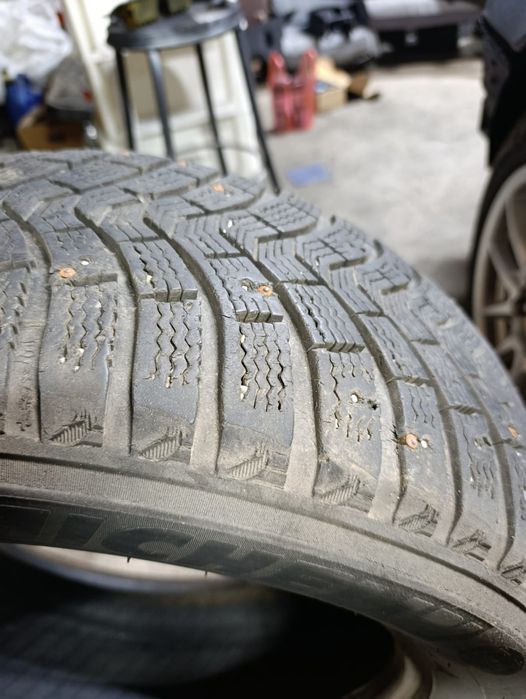 Резина  зимняя б/у