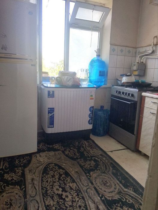 Uy sotiladi 2 xonali