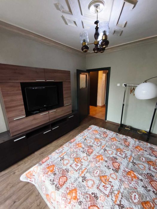 Дава се под наем Тристаен апартамент в Перник, Хумни дол - 80 кв.м за 350 € - Снимка #7