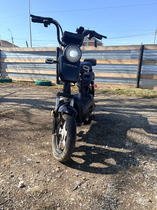 Скутер электрический