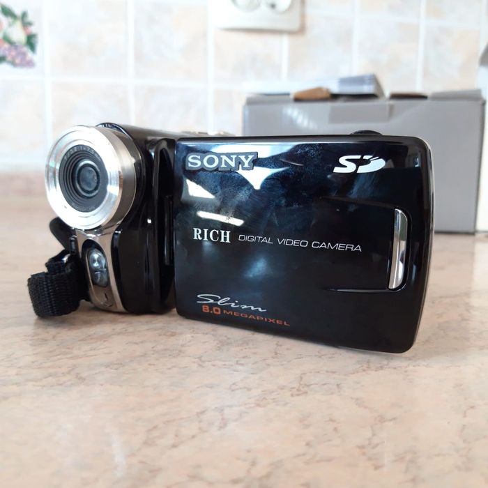 Видеокамера DVH-592