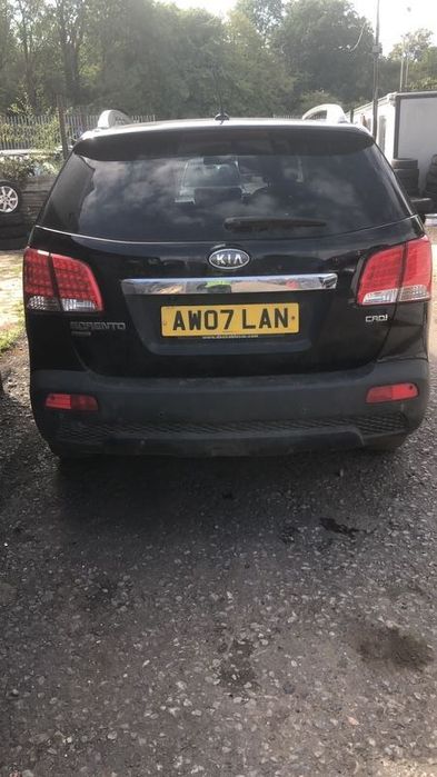 DEZMEMBREZ Piese Kia Sorento Motor 2.2 Diesel Cod D4HB euro 4 5 193 CP Cutie de Viteze Automata transfer capota Bara fata completa Portiera 2009-2015 Turbina Injectoare pompa injectie Compresor clima AC