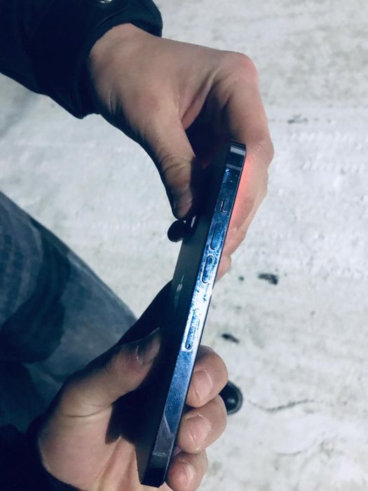 Продаеться айфон 13 про