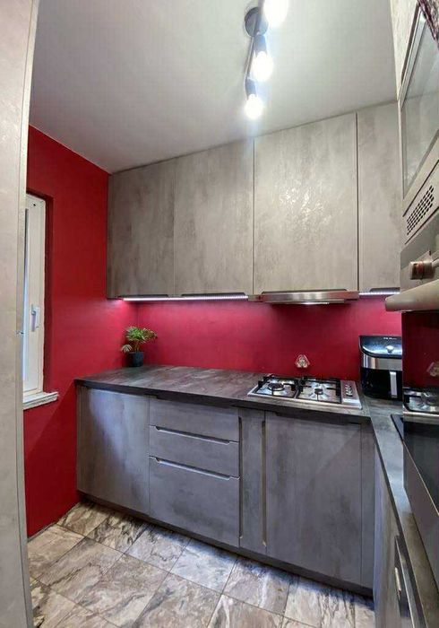 Продава се Тристаен апартамент в София, Люлин 5 - 92 кв.м за 2446 €/кв.м - Снимка #4