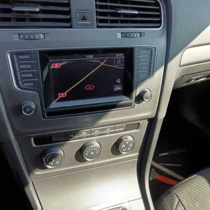 Dezmembrez Volkswagen Golf 7 2014 hatchback 1.6 TDI