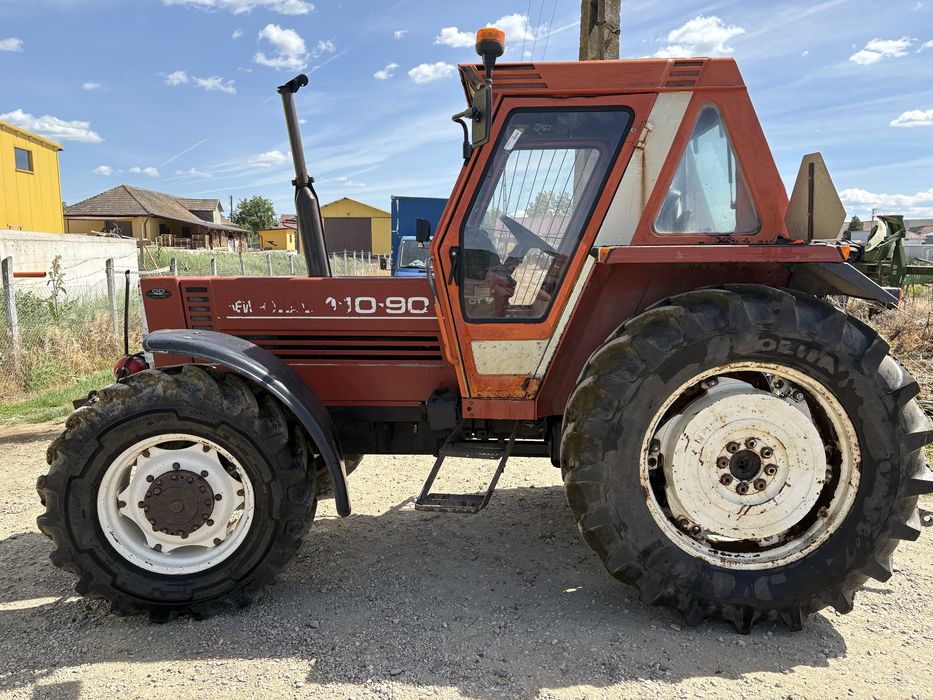 New holland 110-90