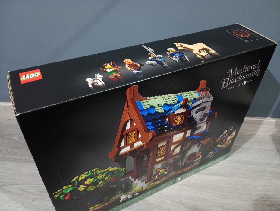 Lego Ideas - Medieval Blacksmith 21325