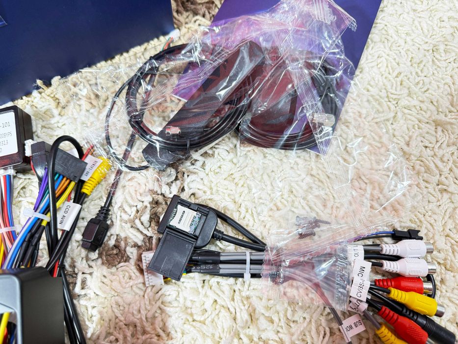 Navigatie Android AUTO Camere 360 Panoramic LTE 4G QLED sensori TPMS