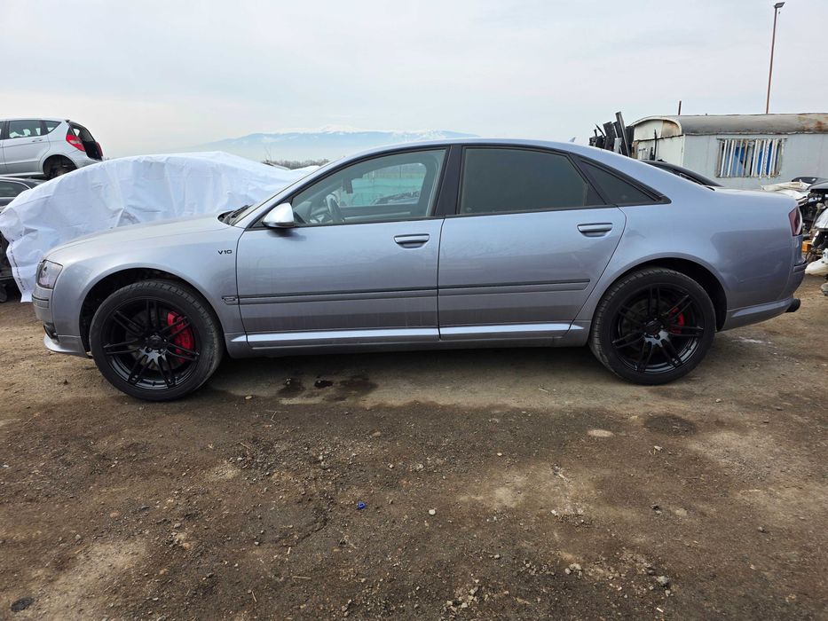 **САМО НА ЧАСТИ***  Audi S8 D3, 5.2 V10, Distronic, Bose, Алкантара