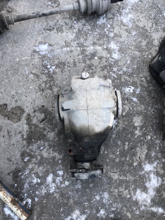 Редуктор на w210 мерседес 2.87