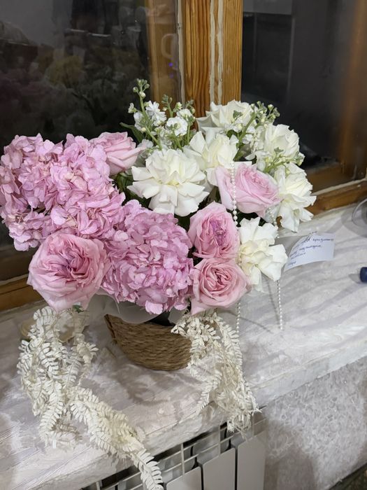 цветы в корзине, букет