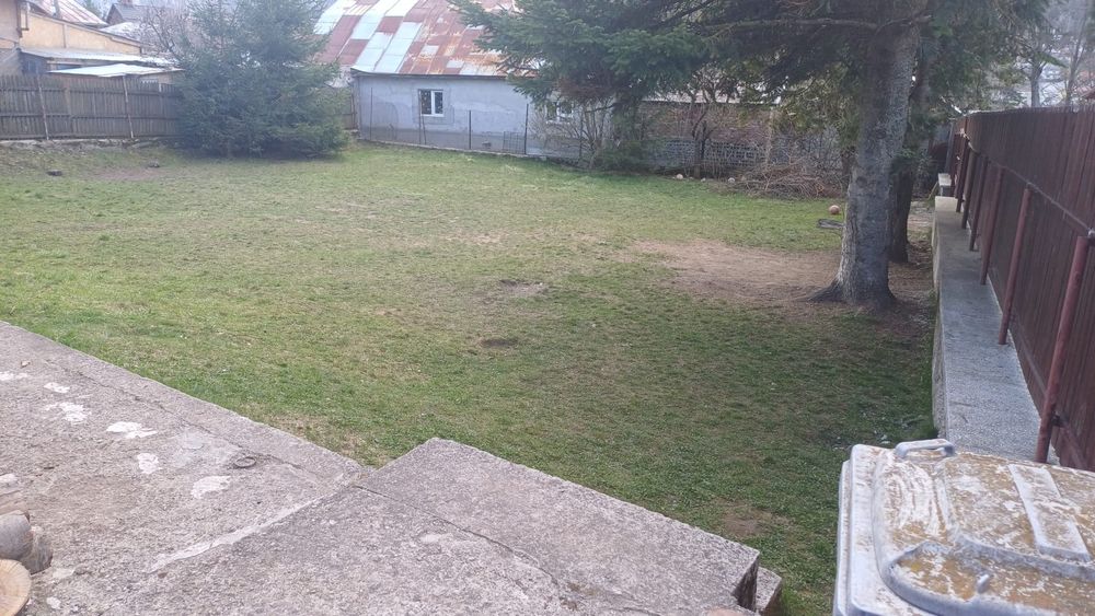 Teren intravilan premium de vânzare – Bușteni | 412 mp | Vedere către Crucea Caraiman