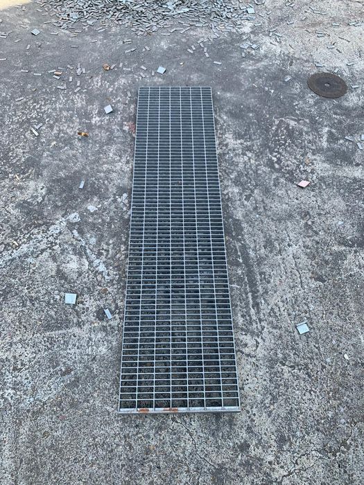 trepte zincate galvanizate