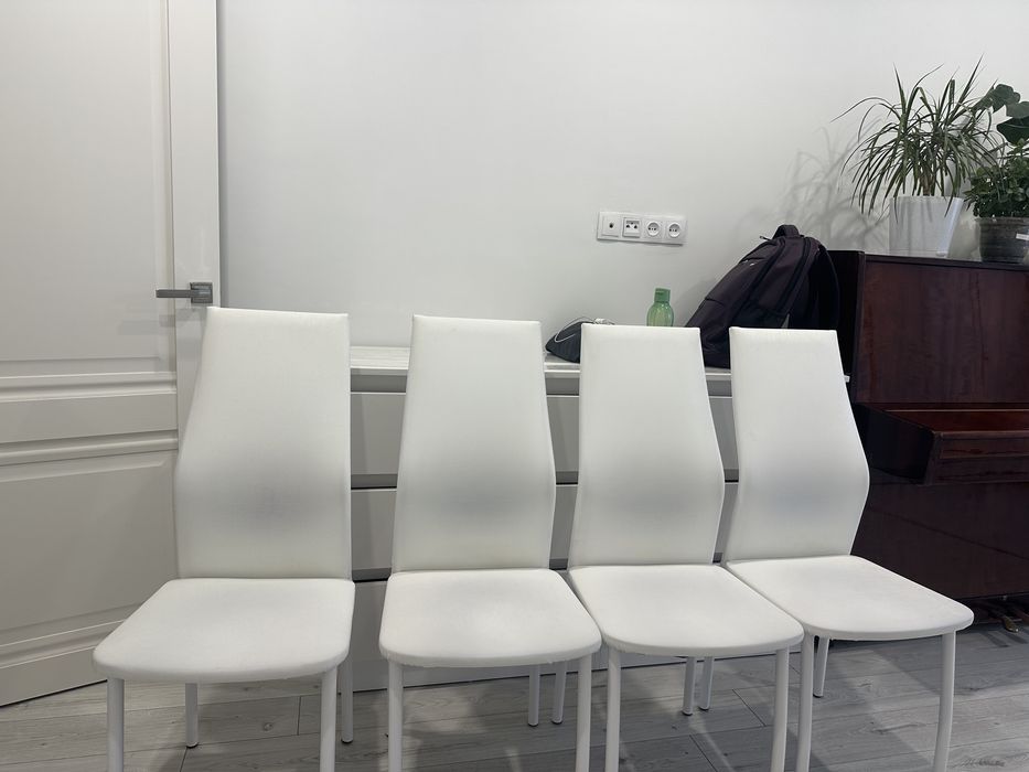 Продам стулья в хорошем состоянии