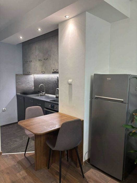 Двустаен апартамент под наем в кв. Дървеница