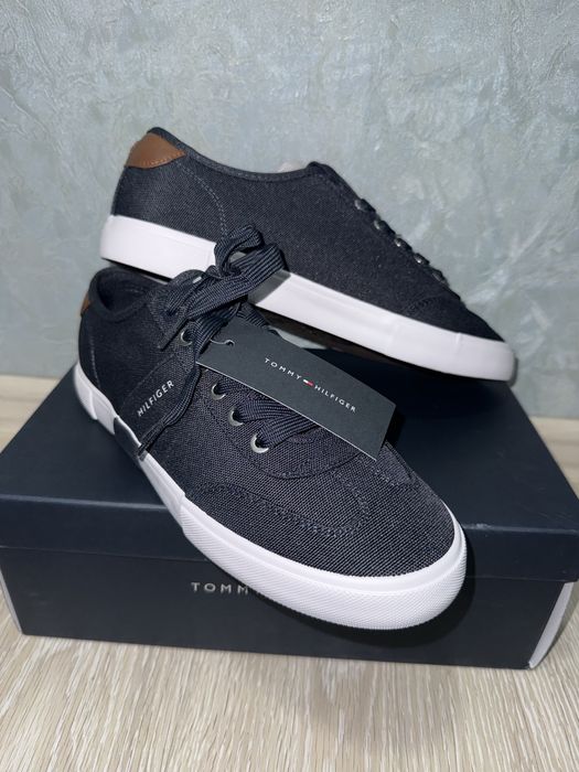Tommy Hilfiger обувь новые