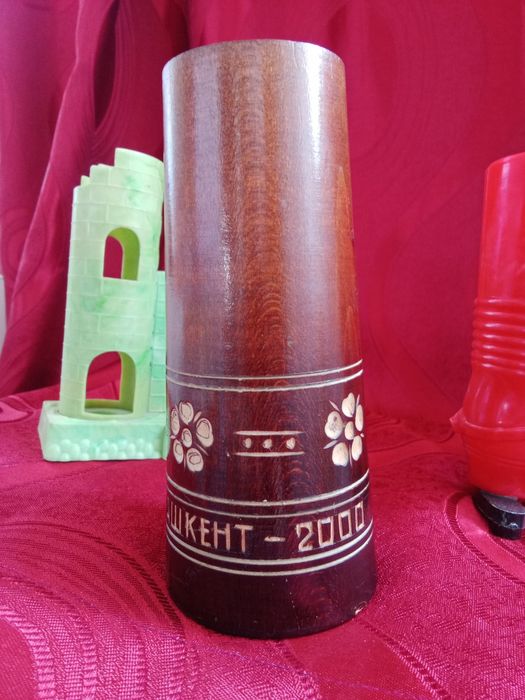 Сувениры СССР  МГУ, Ташкент - вазочка , замок для аквариума, сапожок