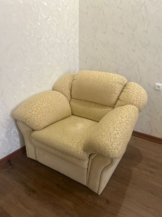 Диван угловой с креслом