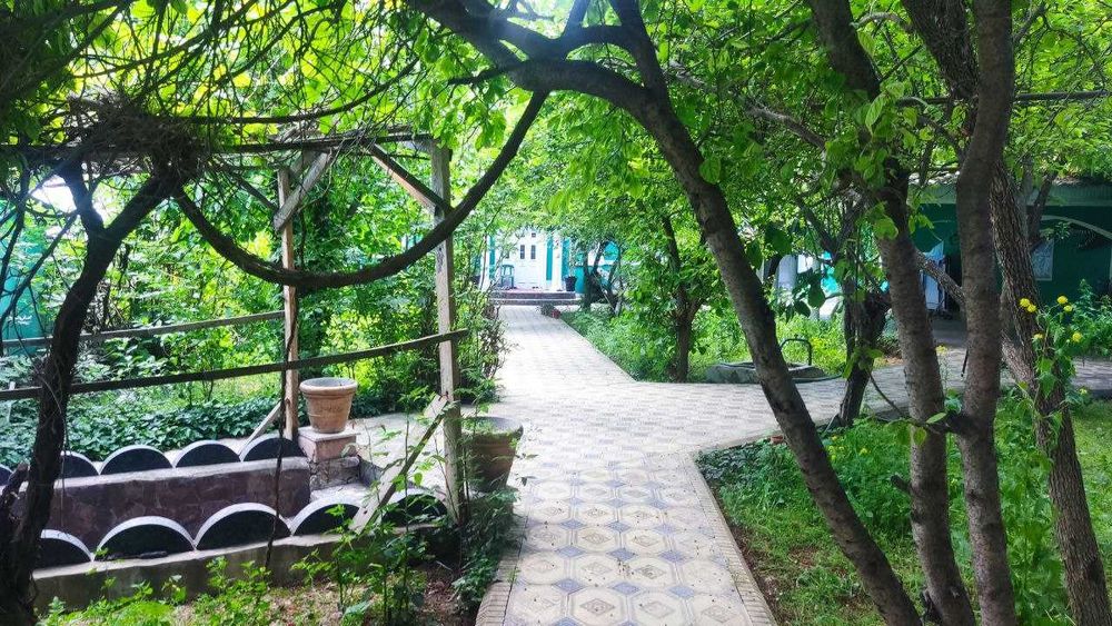 Дом Юнусабадксий р-н. у реки (ориентир - Зоопарк)