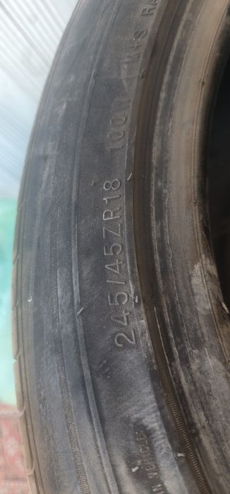Шина Kumho 245/45 R18