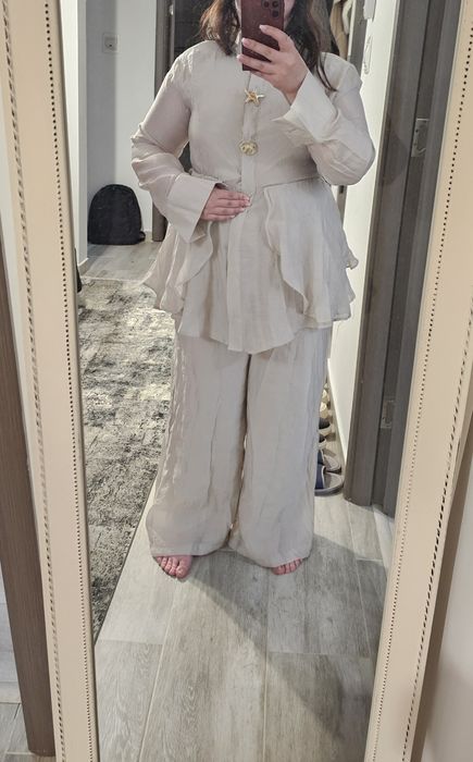 Compleul elegant