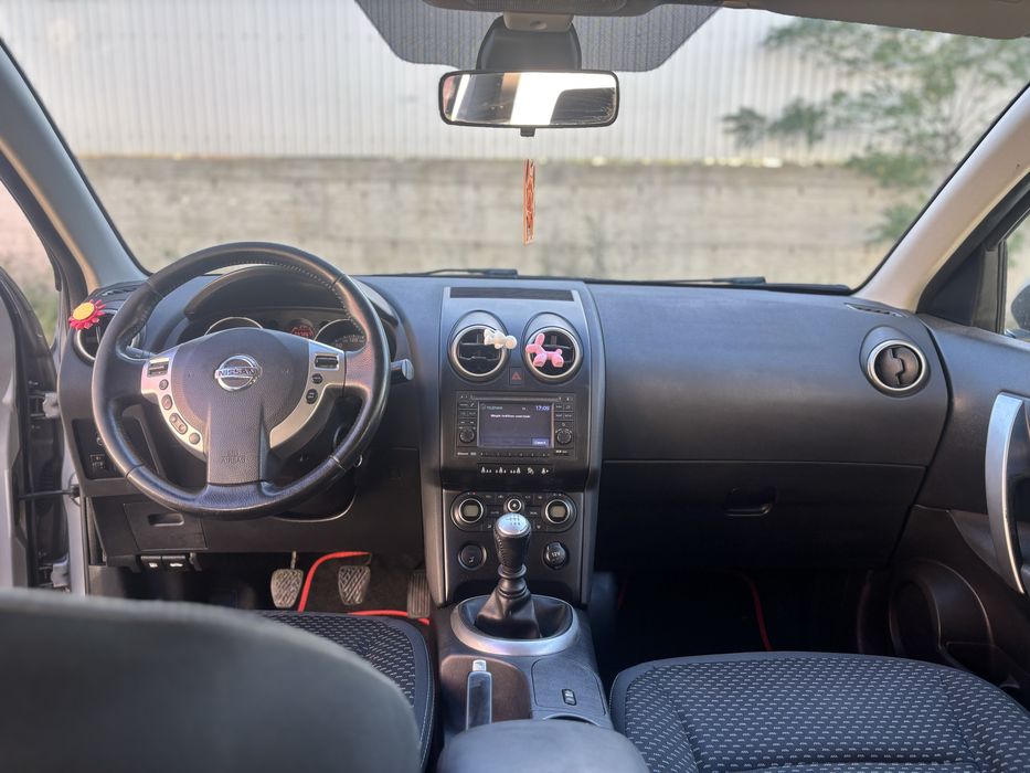 Nissan Qashqai +2