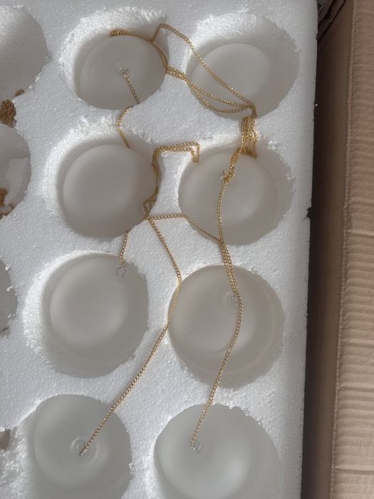 Продам люстру новая