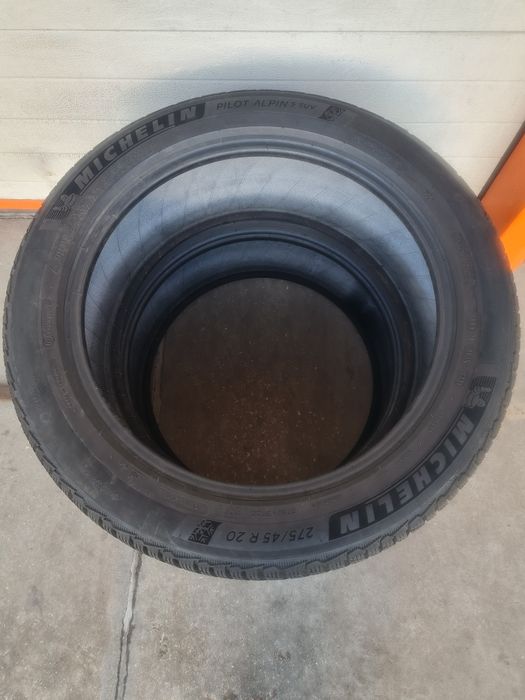 Зимни гуми 2 броя MICHELIN PilotAlpin5 Suv 275 45 R20 дот 1924