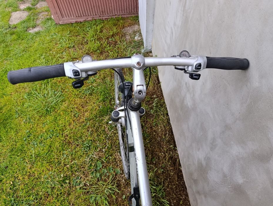 Продавам.      Колело