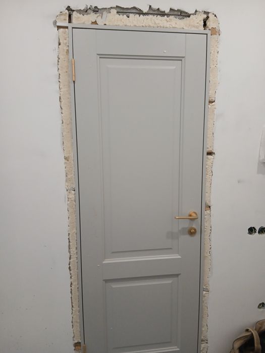 Есиктер орнатамыз