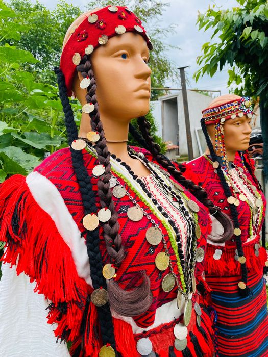 Продавам две Носии с накити