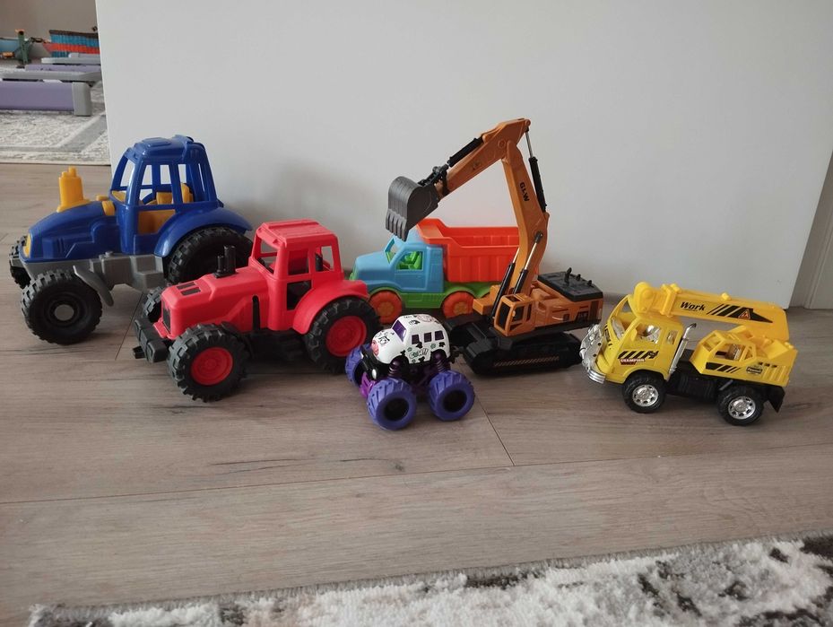 Набор  детских машинок