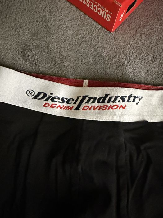 Diesel set 3 boxeri negri cu banda alba mesaj Diesel Industry S  noi