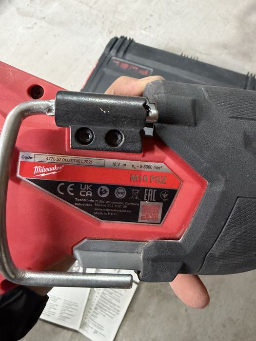 Milwaukee M18 FSZ sawzall саблен трион