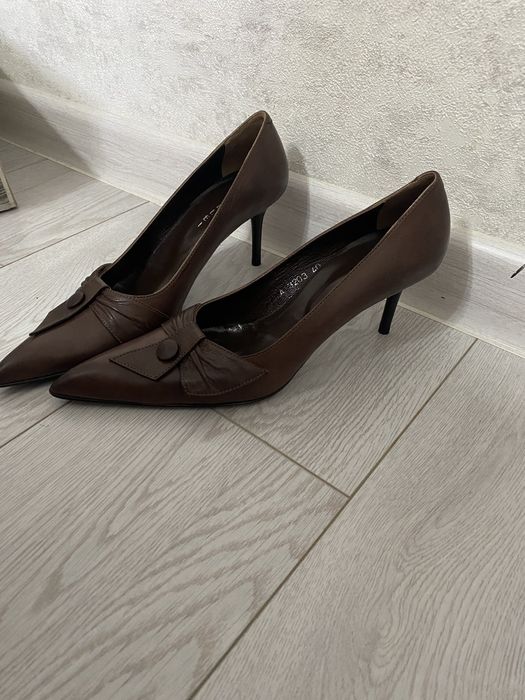 Продам кожанные туфли