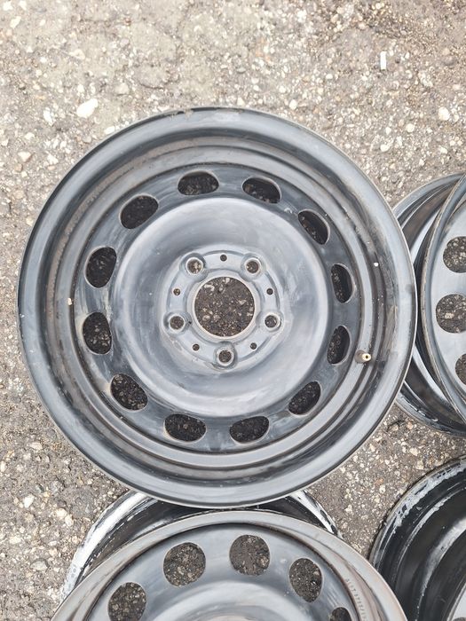 BMW 1 серия-16цола-5/120-1бр-25лв.