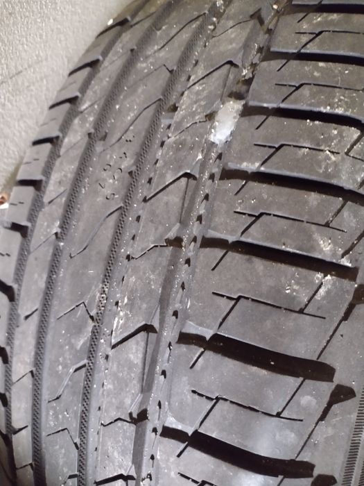Vând anvelope de vara 265 60 18sau 245 40 19 sau 205 50 15