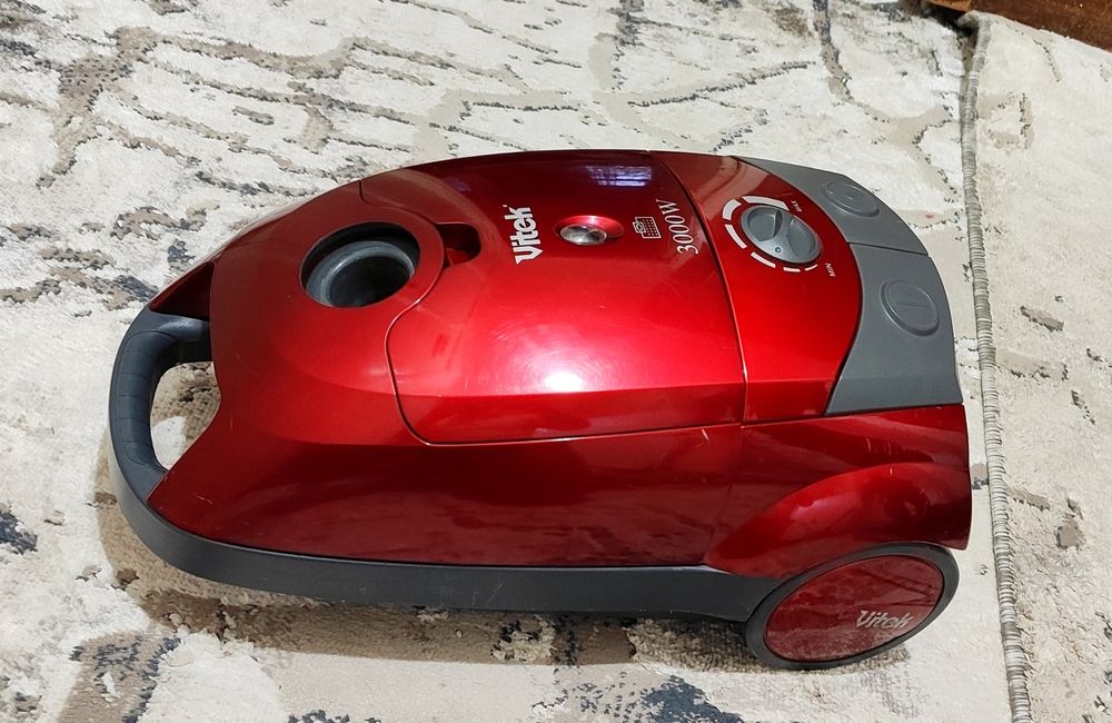 пилесос Vitek 3000watt