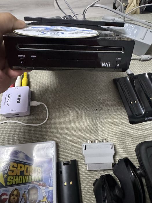 Nintendo Wii Negru + 2 Telecomenzi + Mario Kart Wii + HDMI + Accesorii Complete