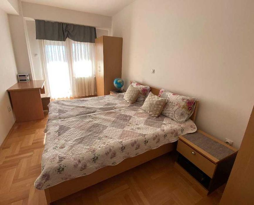 Дава се под наем Двустаен апартамент в Пловдив, Изгрев - 65 кв.м за 229.5 € - Снимка #2