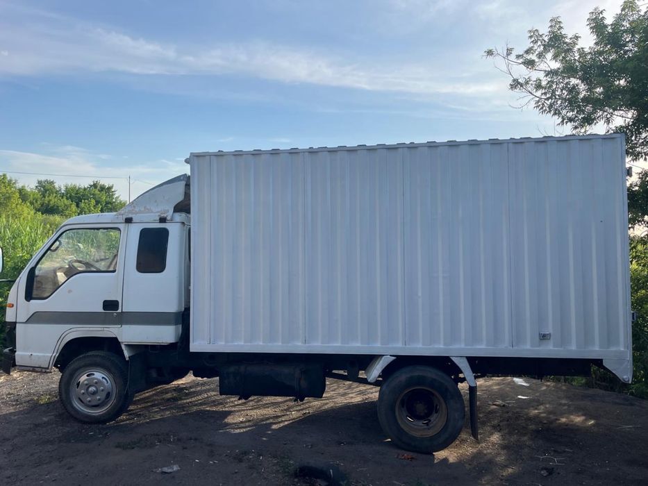 Продам срочно грузовик