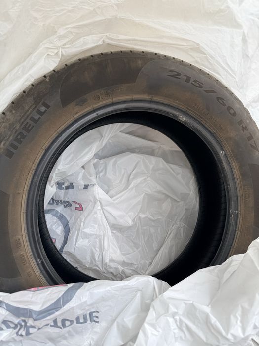 215/60/ R17 PIRELLI шины летние