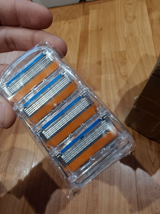Gillette Ножчета за бръснене с 5 остриета – Нови