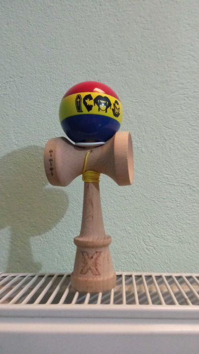 Kendama X king size semnata