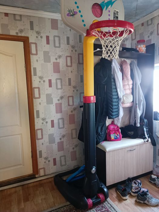 Баскетбольная стойка