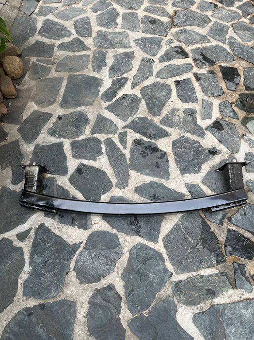 Задна греда оригинална от Шкода Суперб  Skoda Superb  -2014г