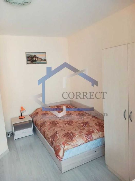 Дава се под наем Тристаен апартамент в Варна, Червен площад - 87 кв.м за 561 € - Снимка #6