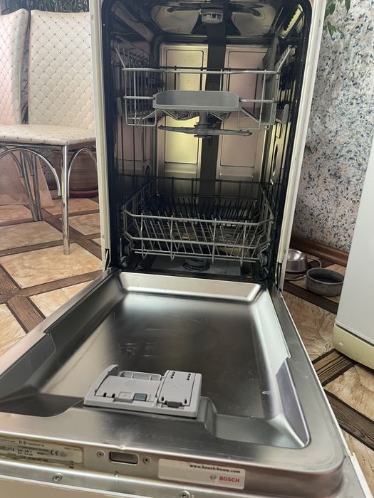 Посудомоечная машинка