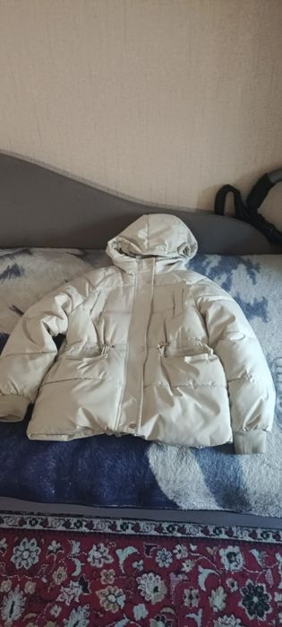 Продам куртки, безрукавки