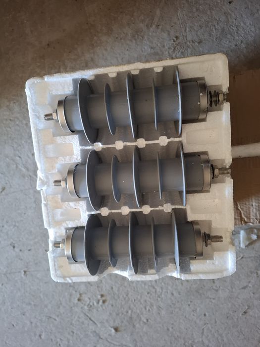 Изоляторы разных видов